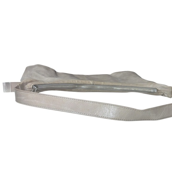 Hobo Joyce Two Tone Leather Shoulder Bag Stone Black Zip Top Carryall - Picture 15 of 16